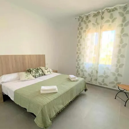 Casc Antic Sl Sant Elm 3 * Roses